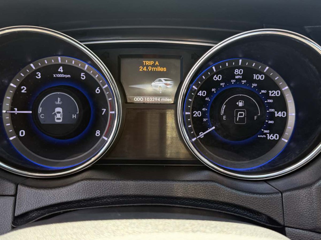 2014 Hyundai Sonata Image 25