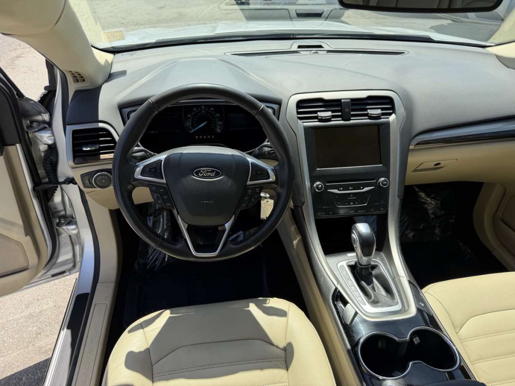 2014 Ford Fusion Image 11