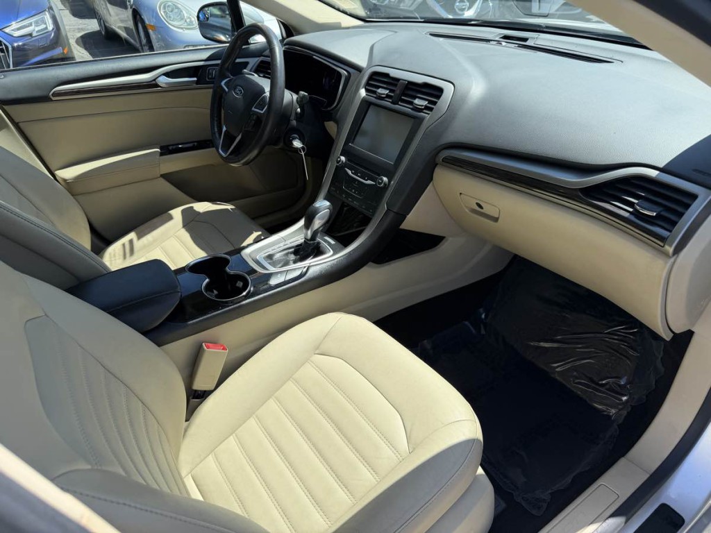 2014 Ford Fusion Image 14