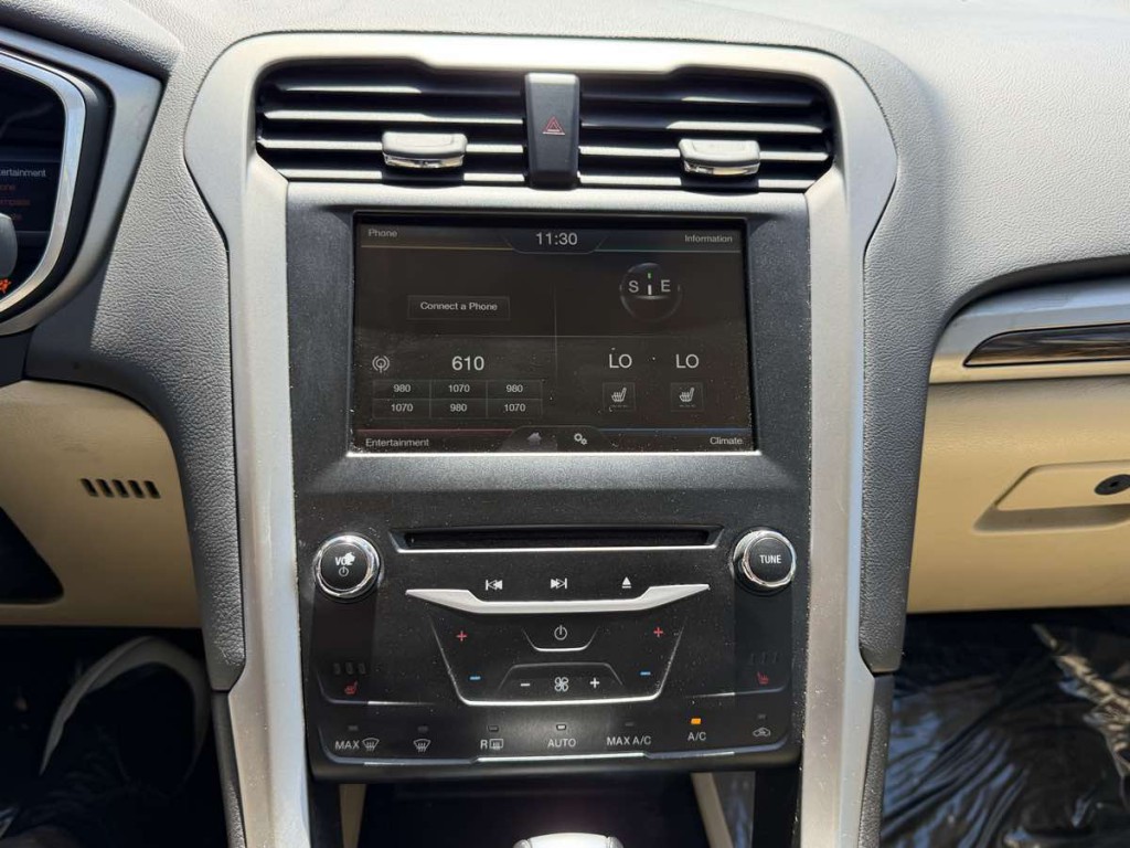 2014 Ford Fusion Image 28