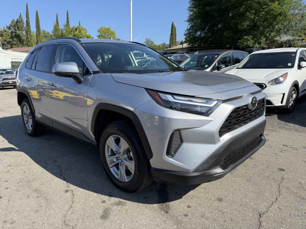 2025 Toyota Rav4 Image 1