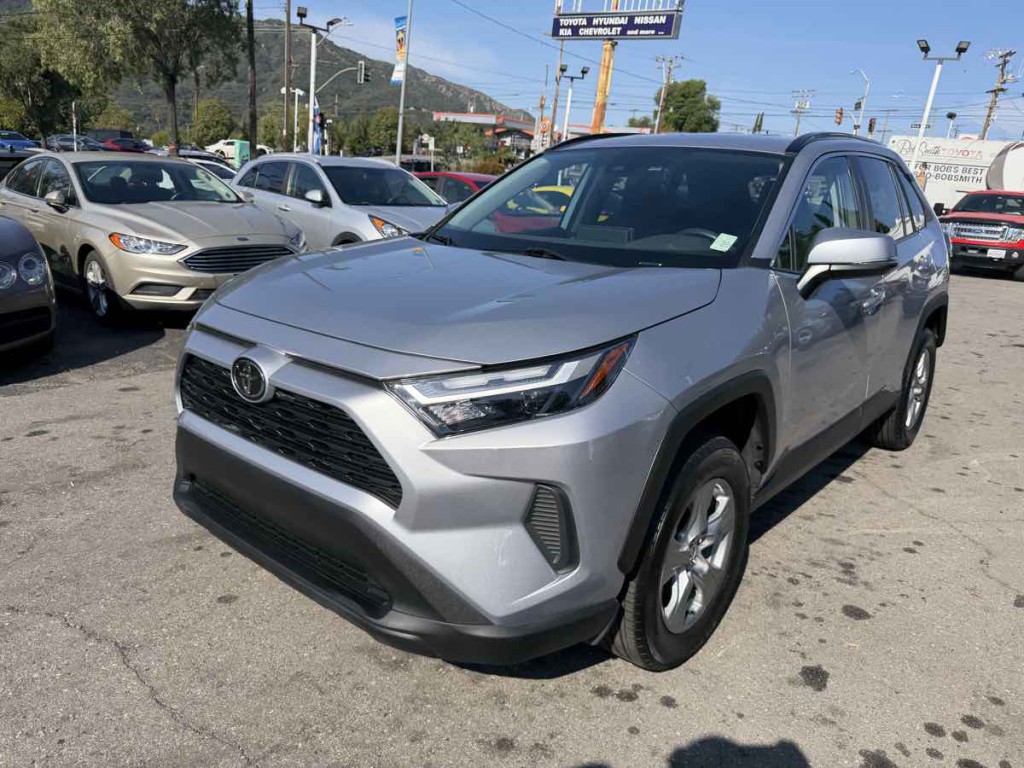 2025 Toyota Rav4 Image 3