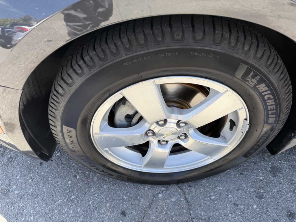 2014 Chevrolet Cruze Image 6