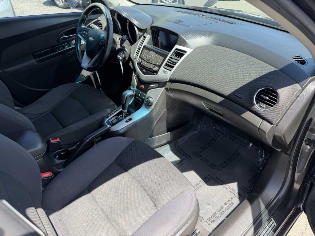 2014 Chevrolet Cruze Image 9