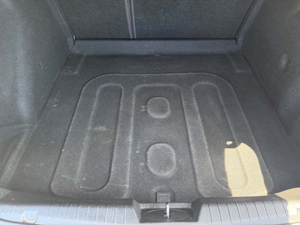 2014 Chevrolet Cruze Image 12