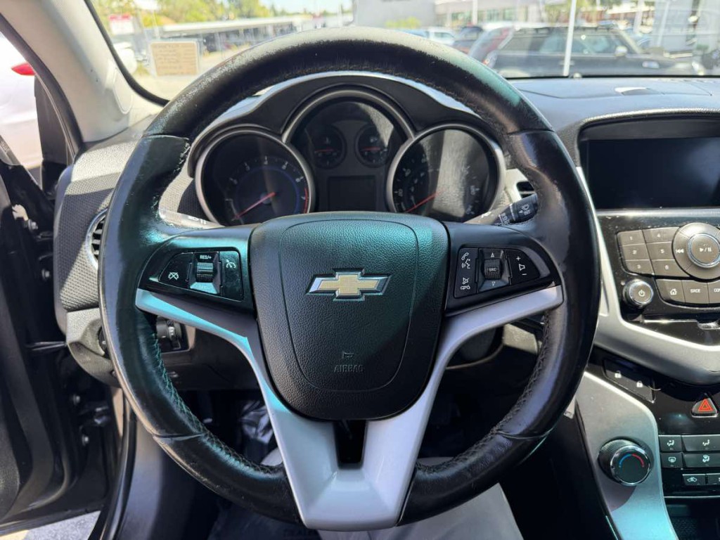 2014 Chevrolet Cruze Image 19