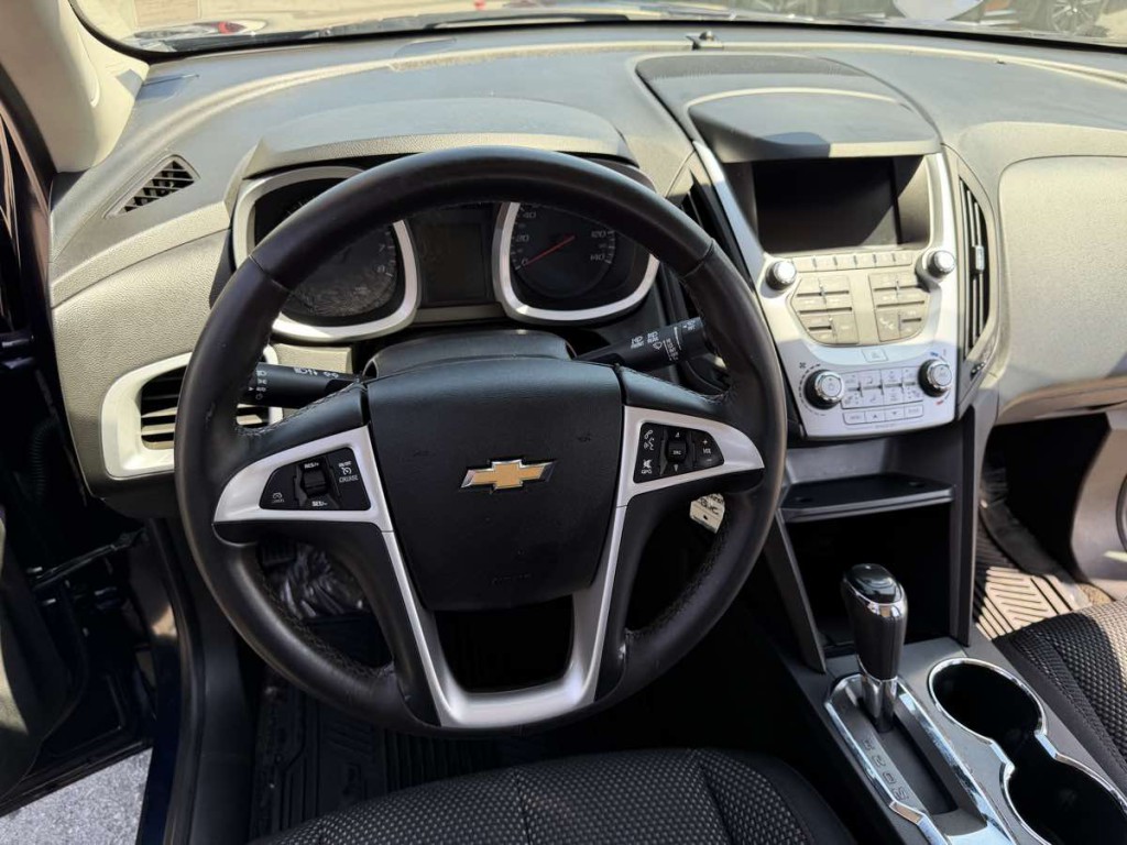 2017 Chevrolet Equinox Image 14