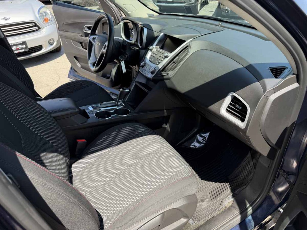 2017 Chevrolet Equinox Image 18