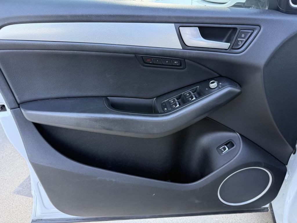 2015 Audi Q5 Image 16