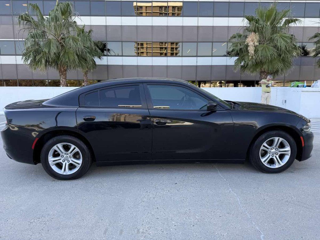 2020 Dodge Charger Image 8