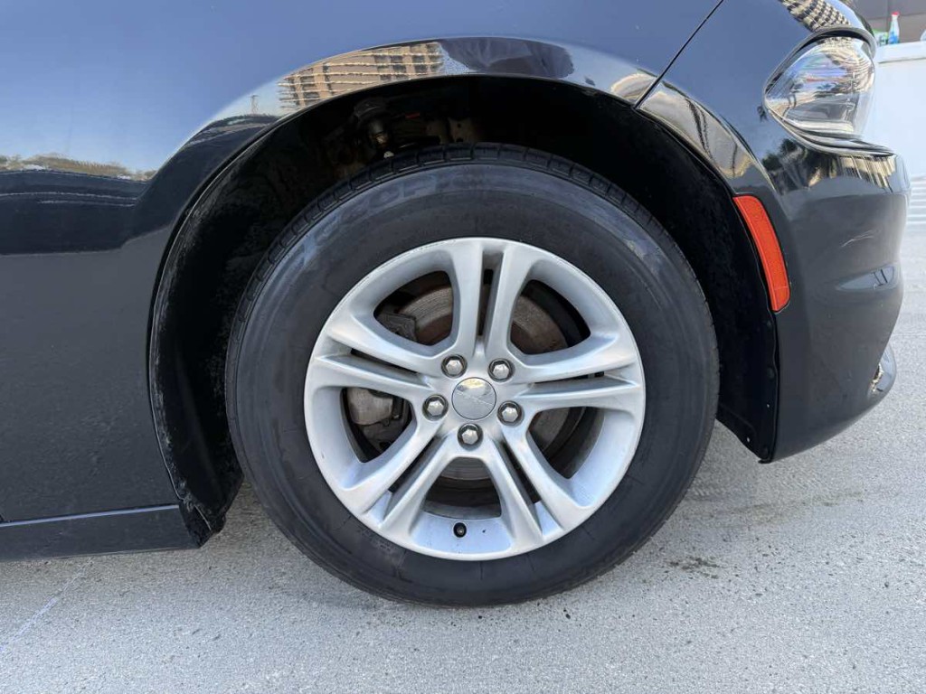 2020 Dodge Charger Image 11