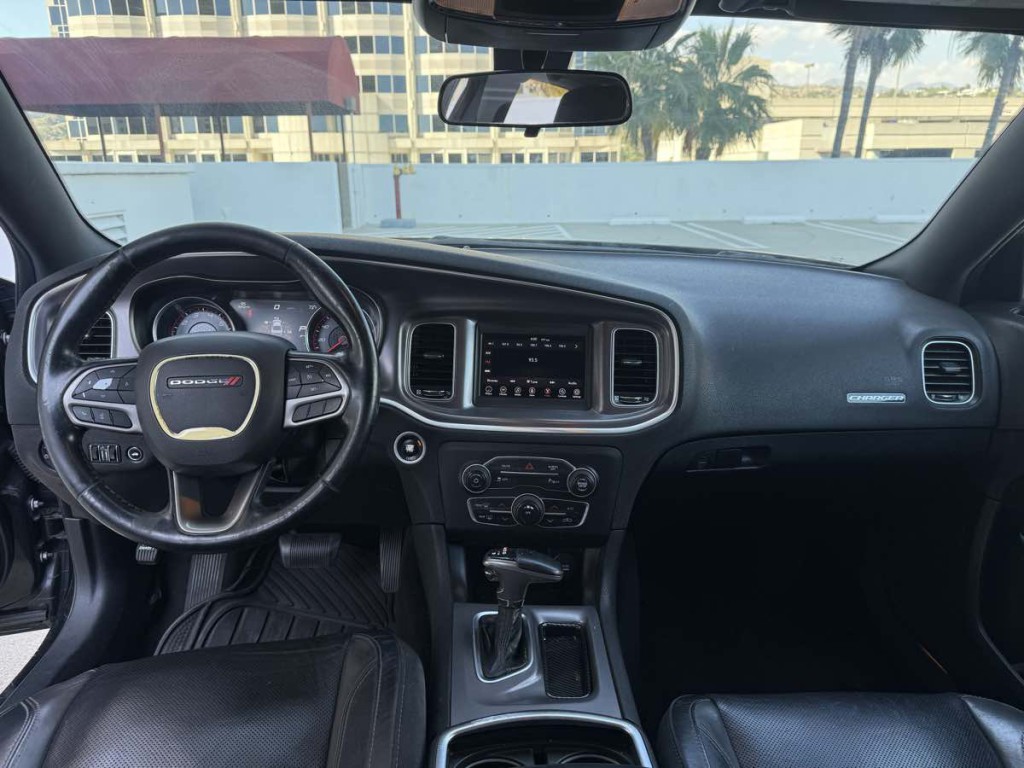 2020 Dodge Charger Image 17