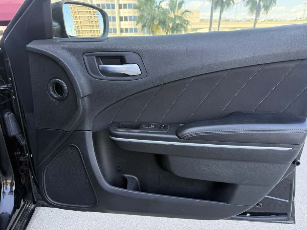 2020 Dodge Charger Image 21