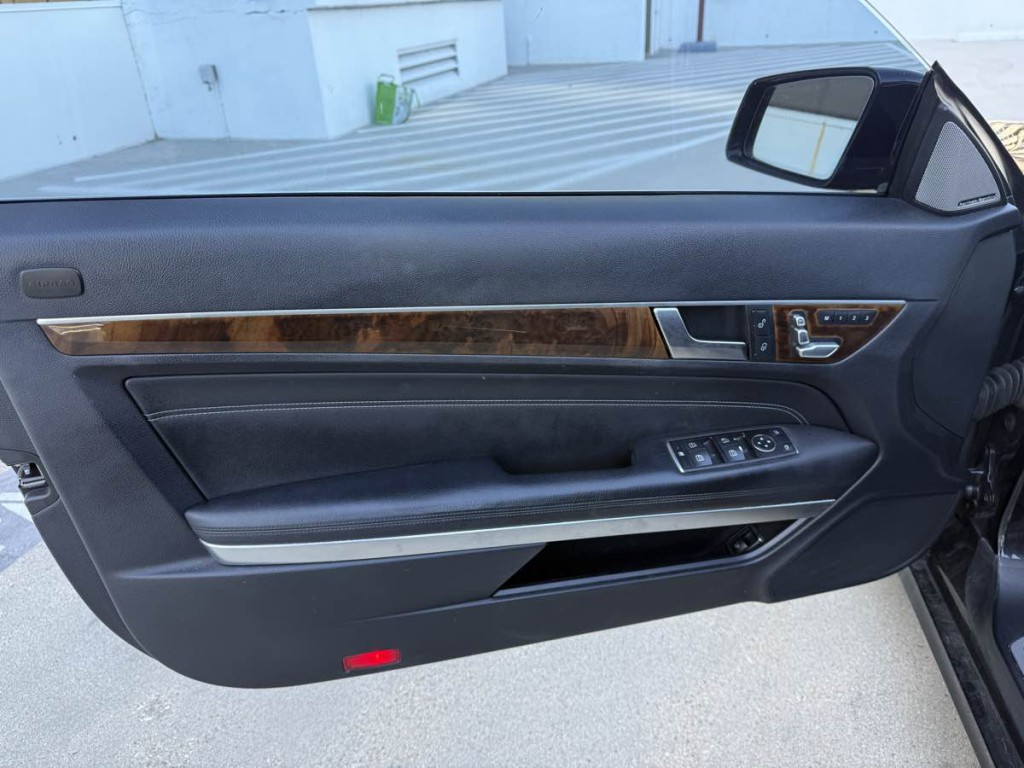 2014 Mercedes-Benz E-Class Image 16