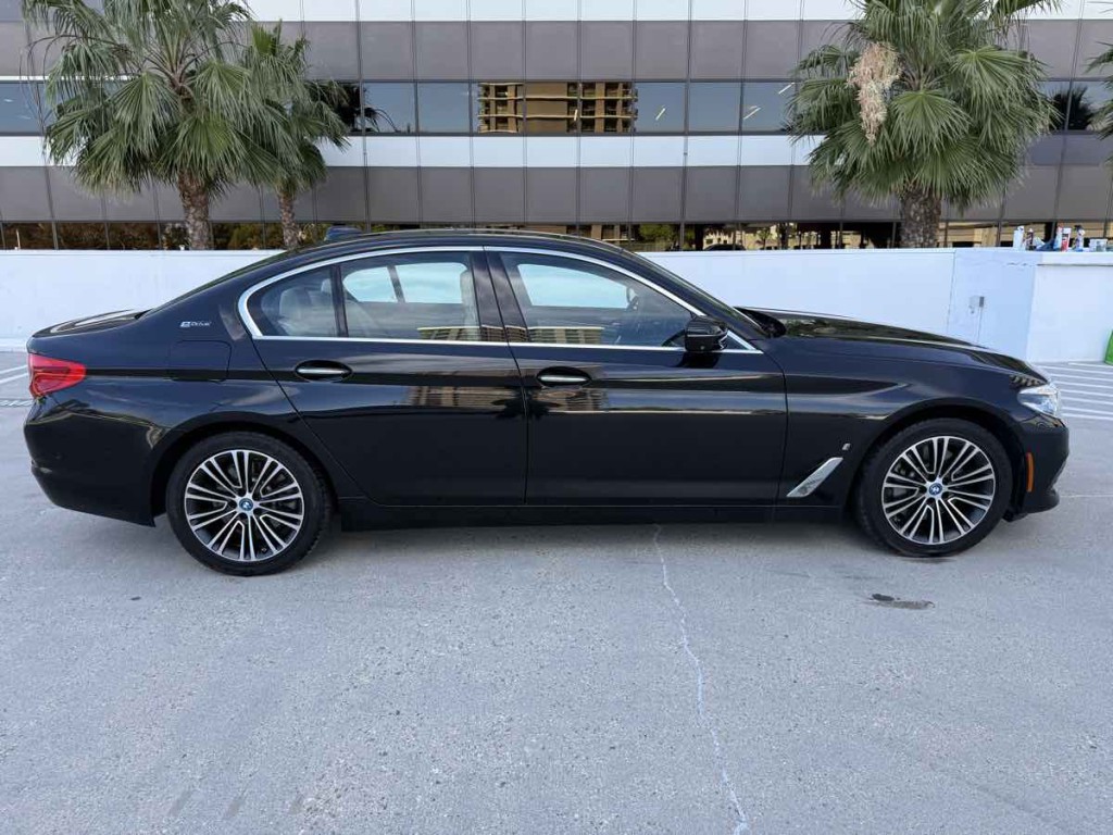 2018 BMW 5 Series Image 8