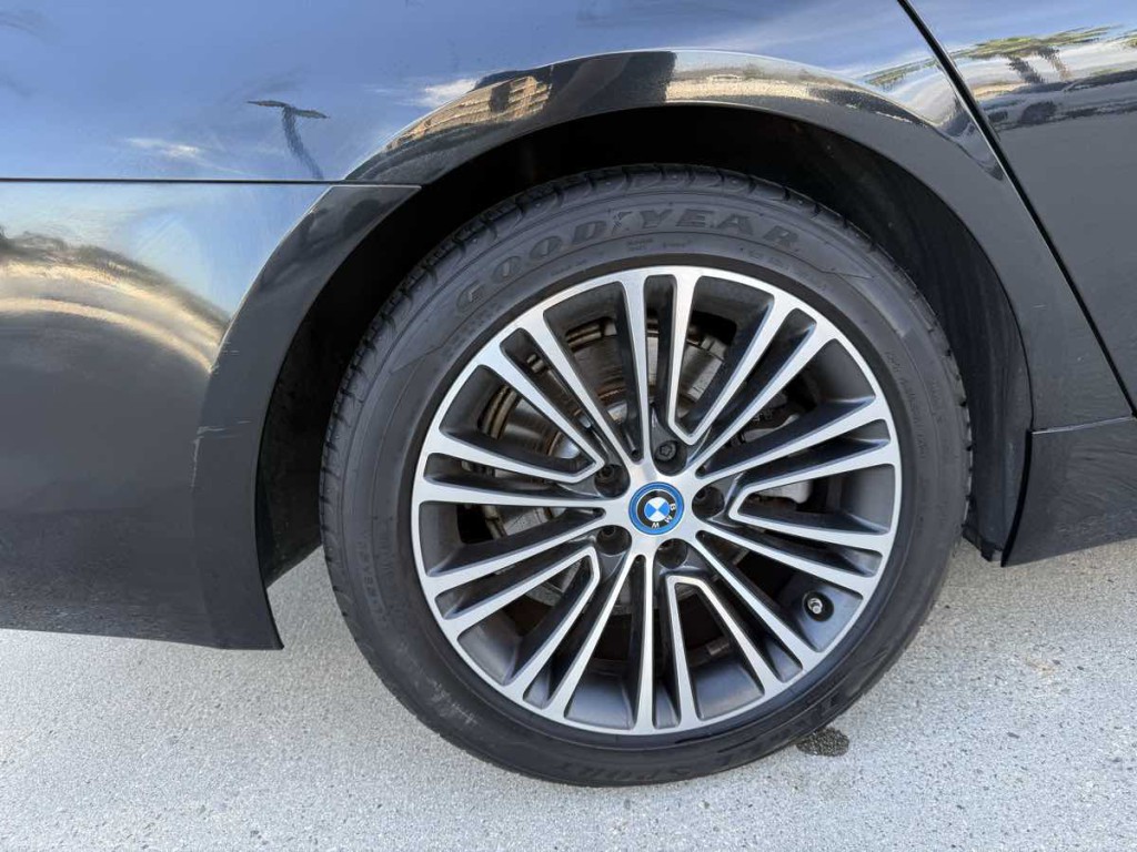 2018 BMW 5 Series Image 15