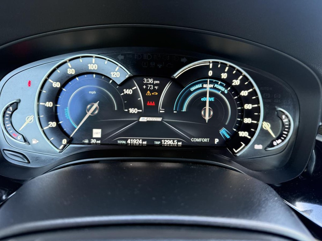2018 BMW 5 Series Image 19