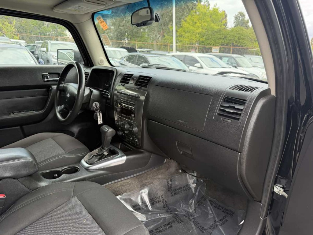 2006 HUMMER H3 Image 11