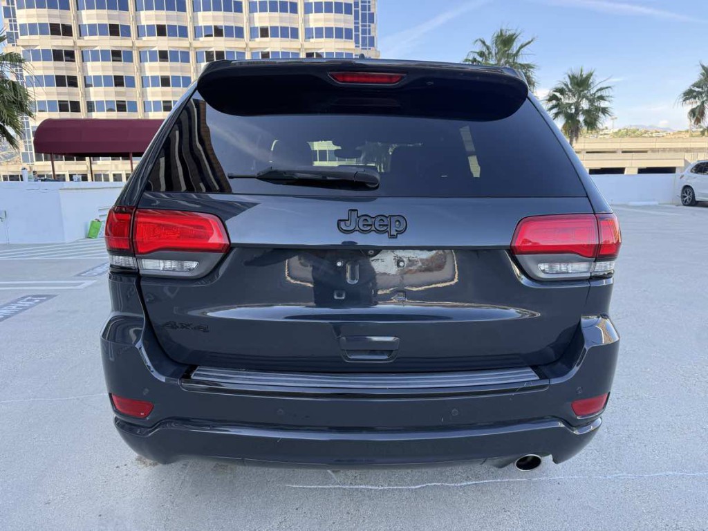 2018 Jeep Grand Cherokee Image 5