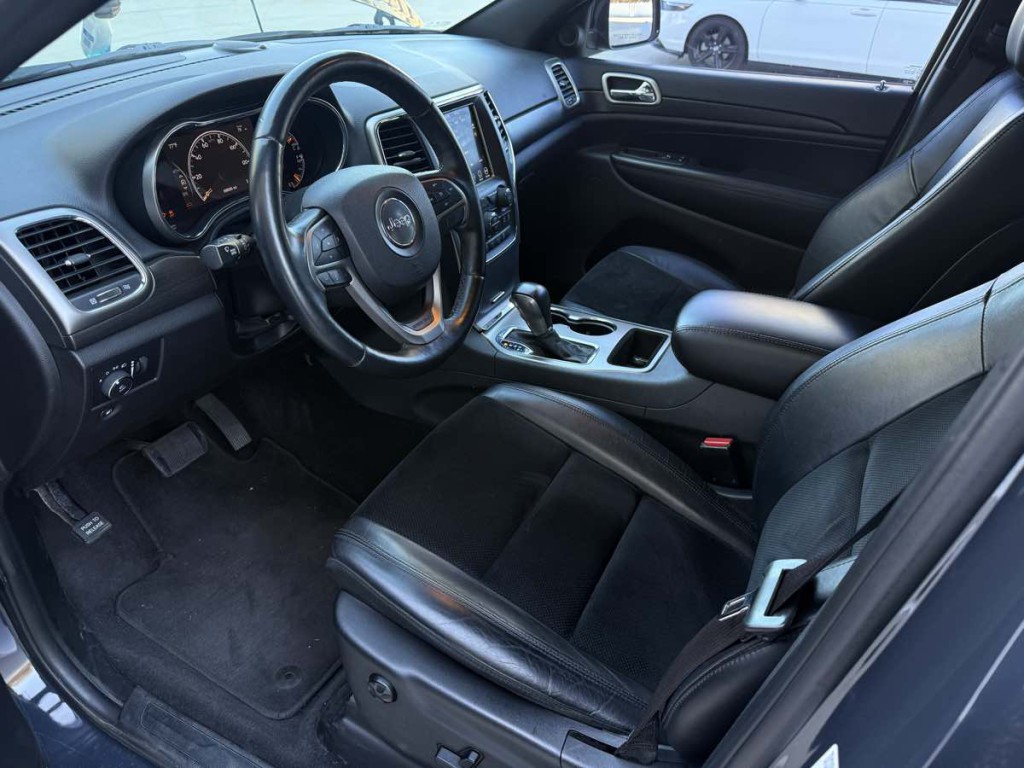 2018 Jeep Grand Cherokee Image 15