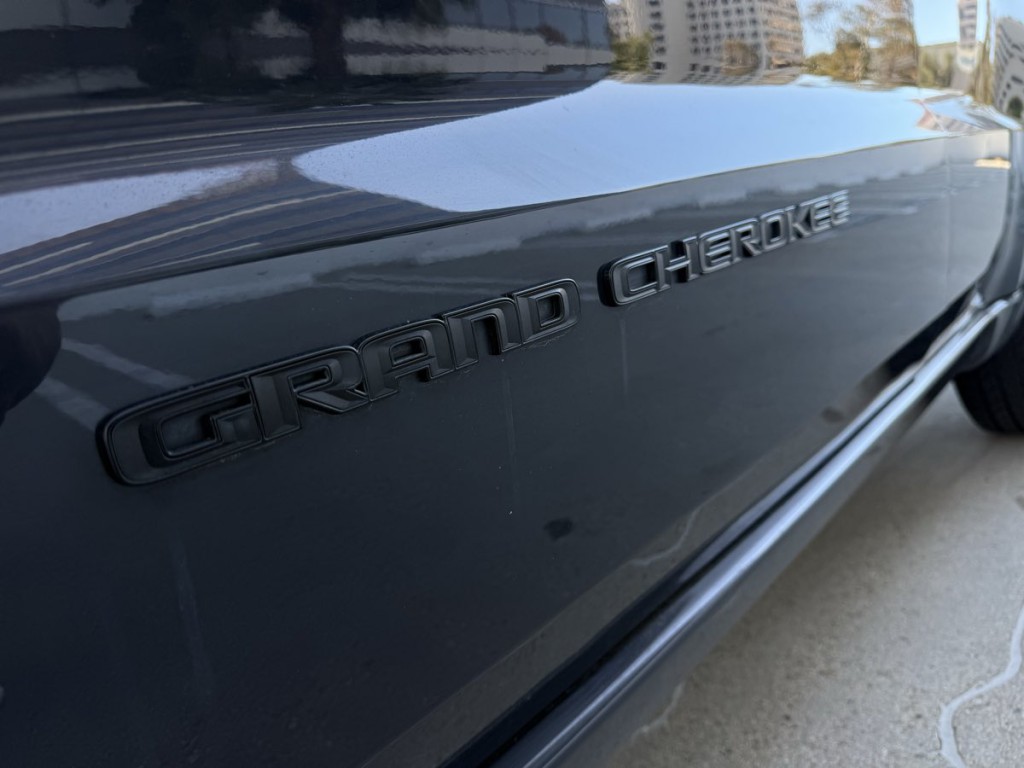 2018 Jeep Grand Cherokee Image 19