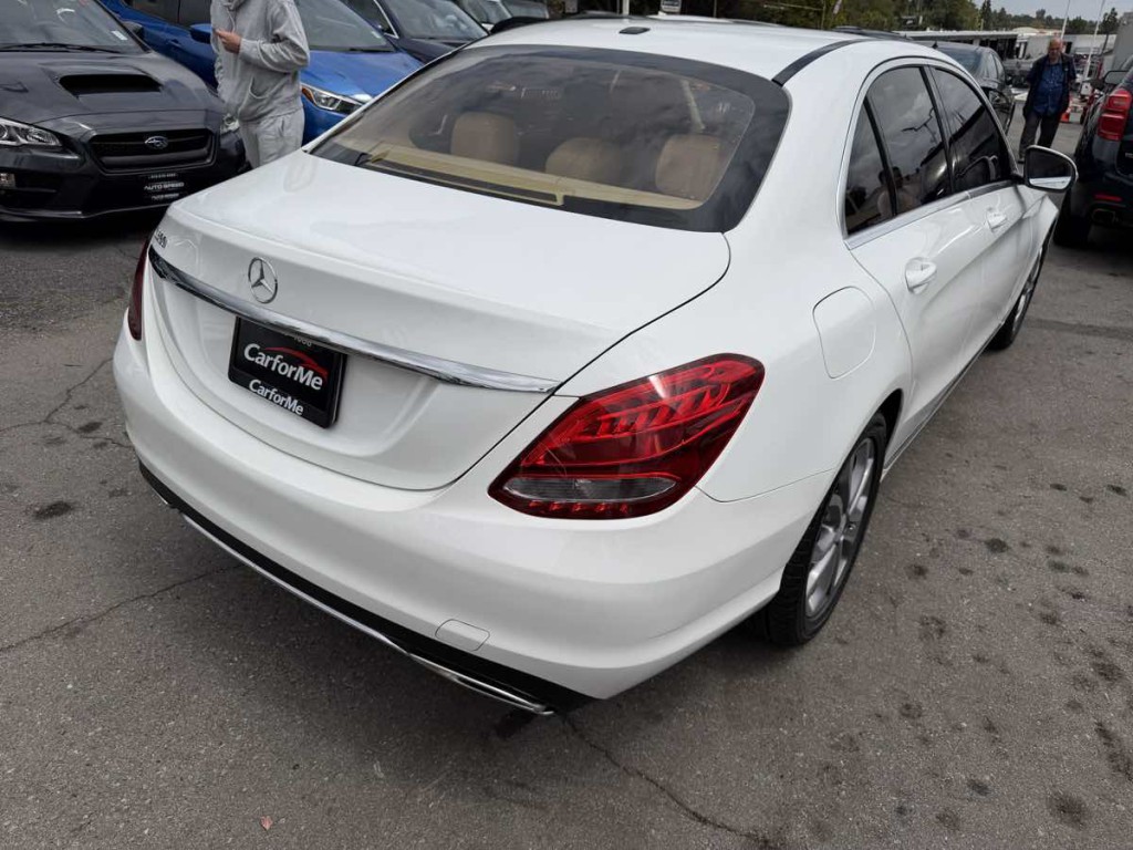 2015 Mercedes-Benz C-Class Image 5