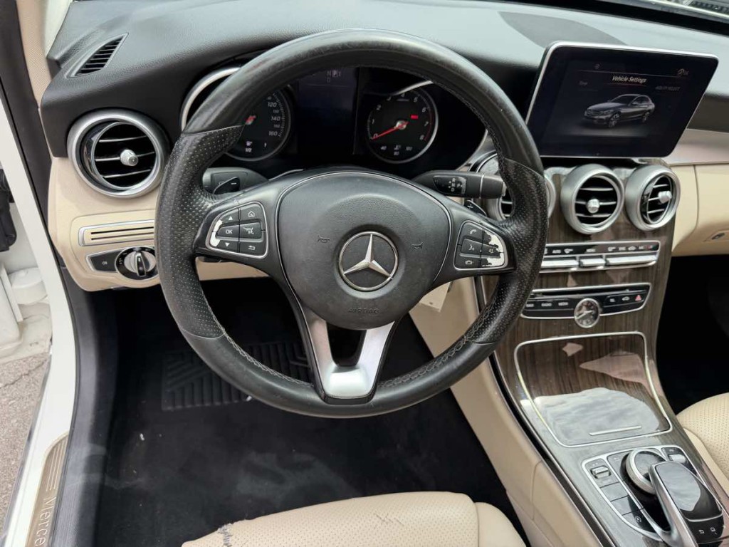 2015 Mercedes-Benz C-Class Image 10