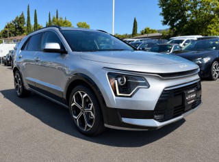 Image for 2023 Kia Niro EX Touring ID: 7367420