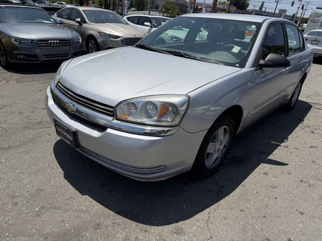2005 Chevrolet Malibu Image 2