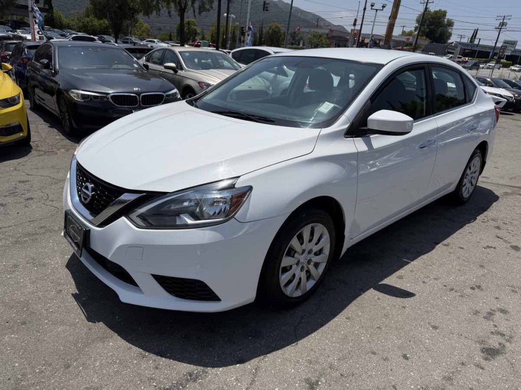 2019 Nissan Sentra Image 3