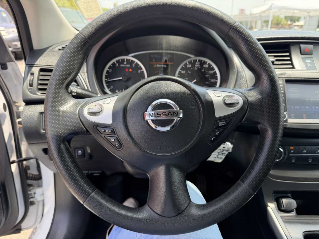 2019 Nissan Sentra Image 7