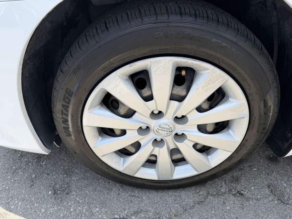 2019 Nissan Sentra Image 14