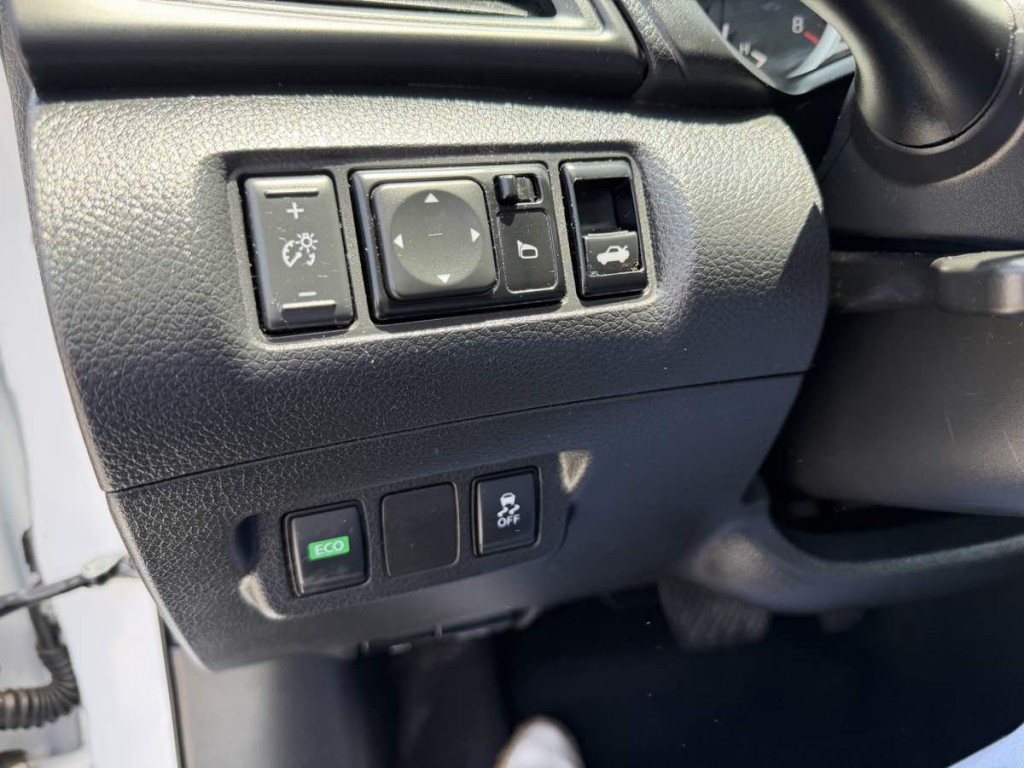 2019 Nissan Sentra Image 18