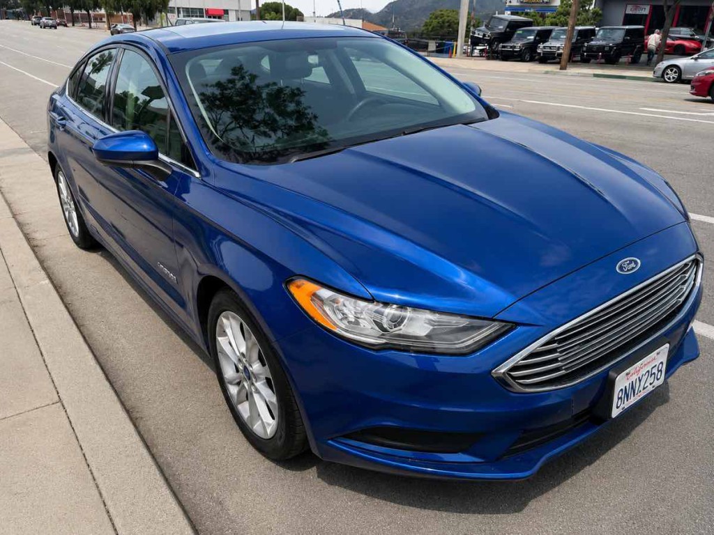 2017 Ford Fusion Hybrid SE