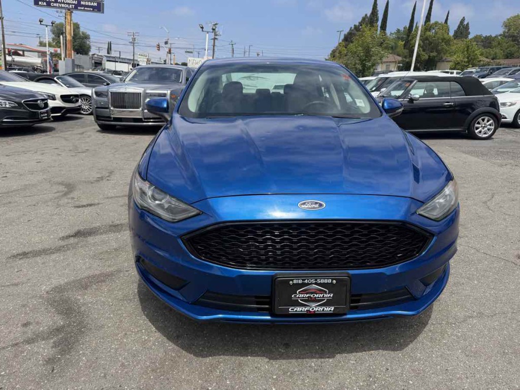 2017 Ford Fusion Image 2