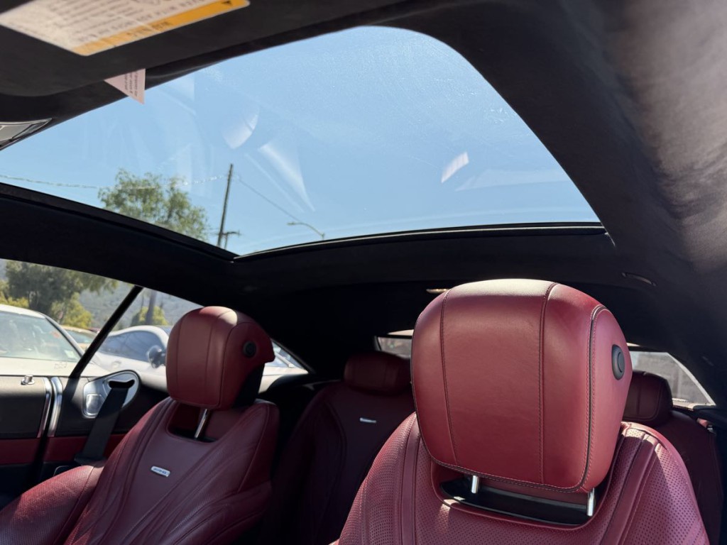2015 Mercedes-Benz S-Class Image 21