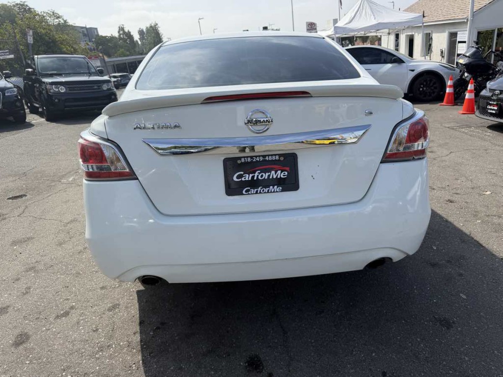 2015 Nissan Altima Image 5