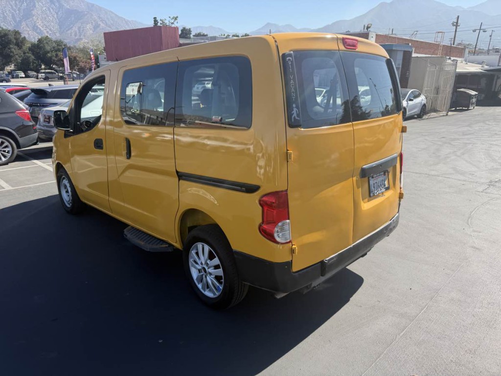 2016 Nissan NV200 Image 4