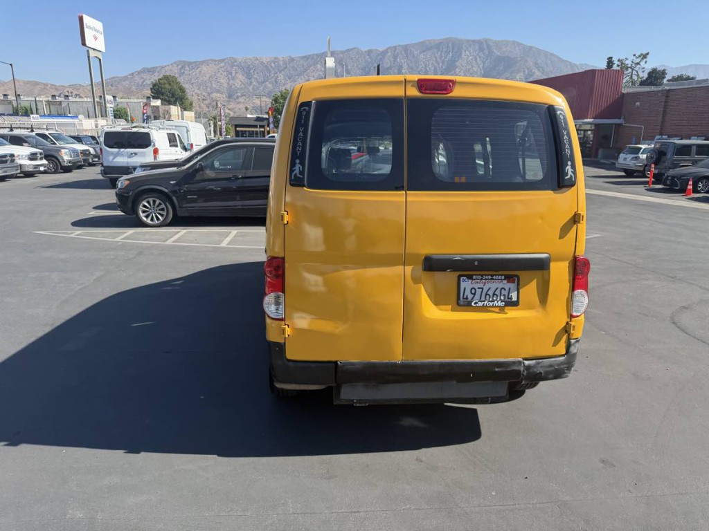 2016 Nissan NV200 Image 5