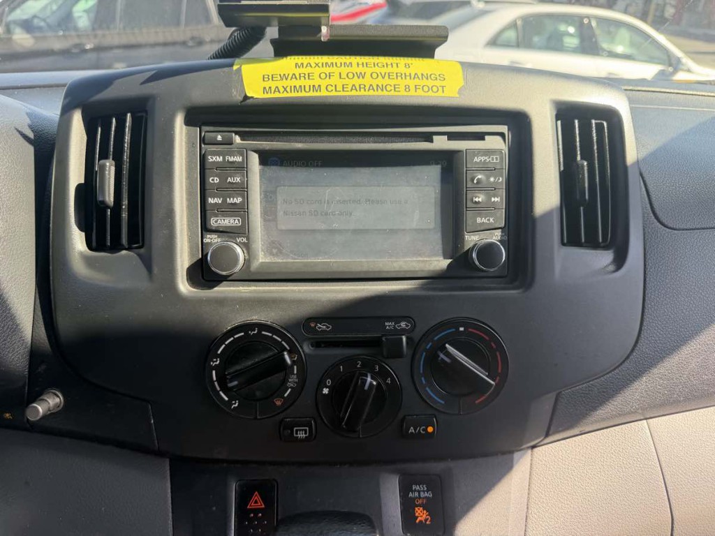 2016 Nissan NV200 Image 16