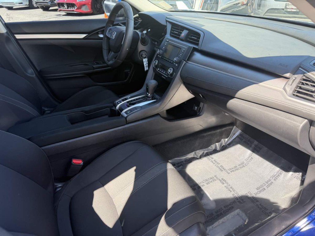2018 Honda Civic Image 8