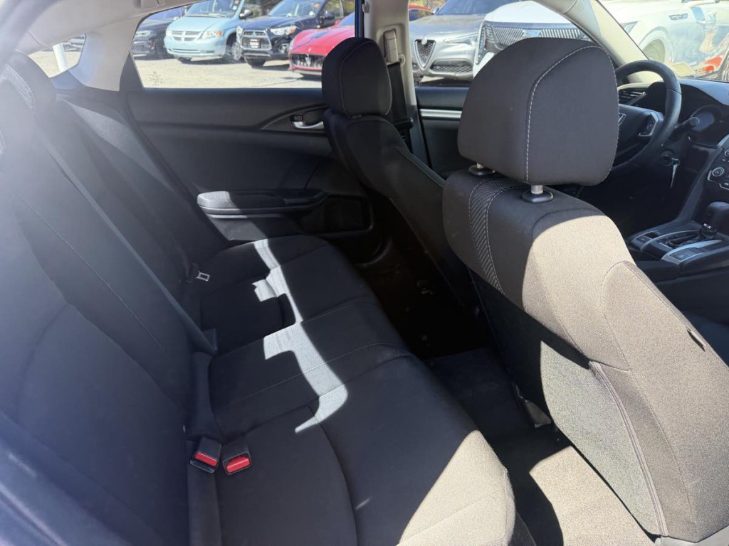 2018 Honda Civic Image 9