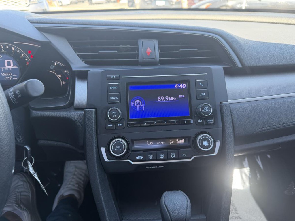 2018 Honda Civic Image 19