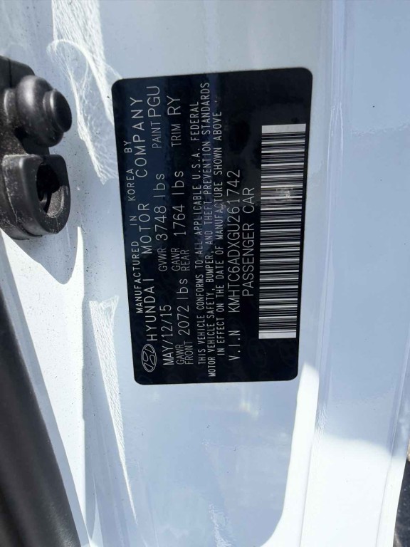 2016 Hyundai Veloster Image 22