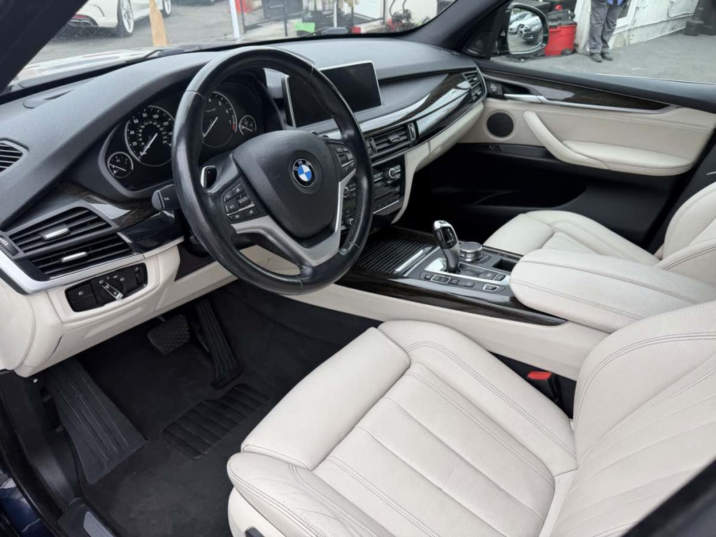 2018 BMW X5 Image 12