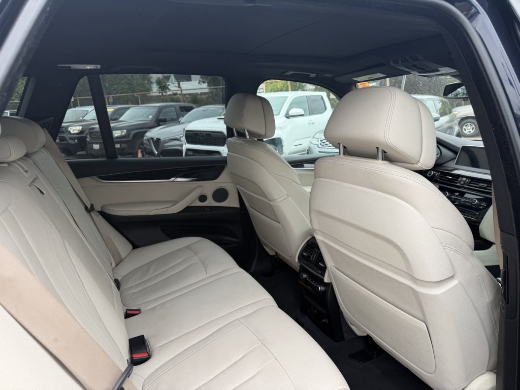 2018 BMW X5 Image 20