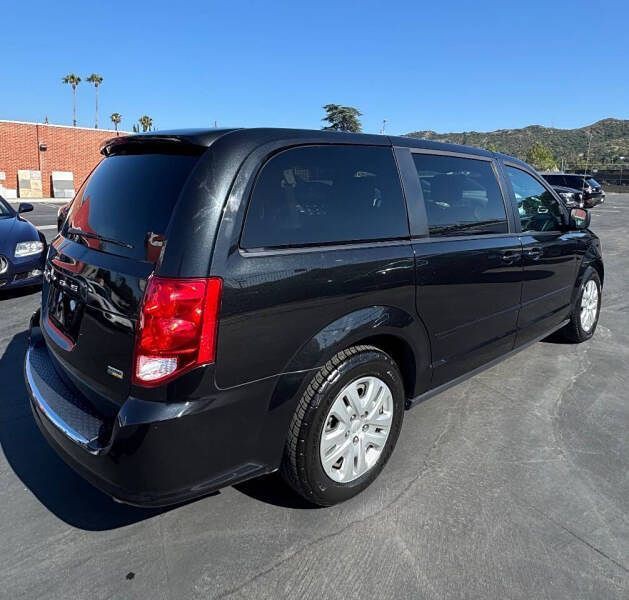 2016 Dodge Grand Caravan Image 10