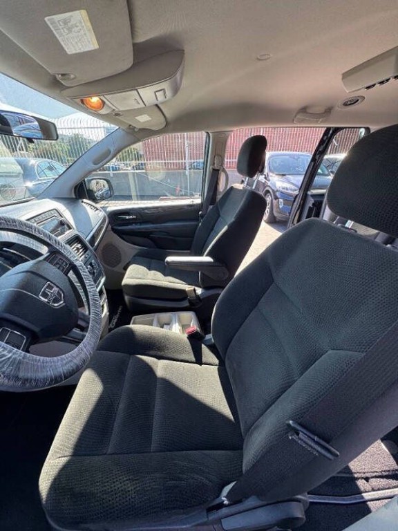 2016 Dodge Grand Caravan Image 15