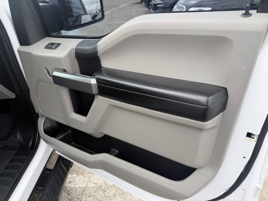 2016 Ford F-150 Image 22