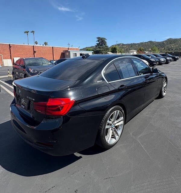 2017 BMW 3 Series Image 10